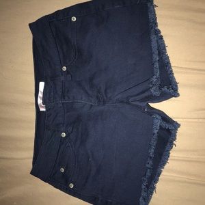 cutoff navy shorts